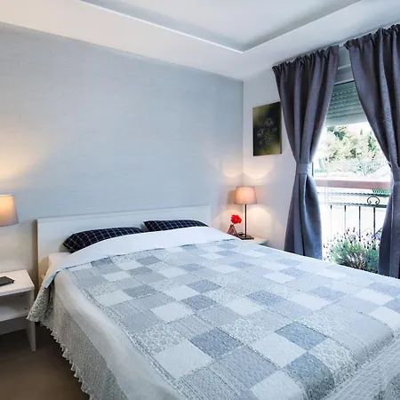 Villa Andi Seget Vranjica